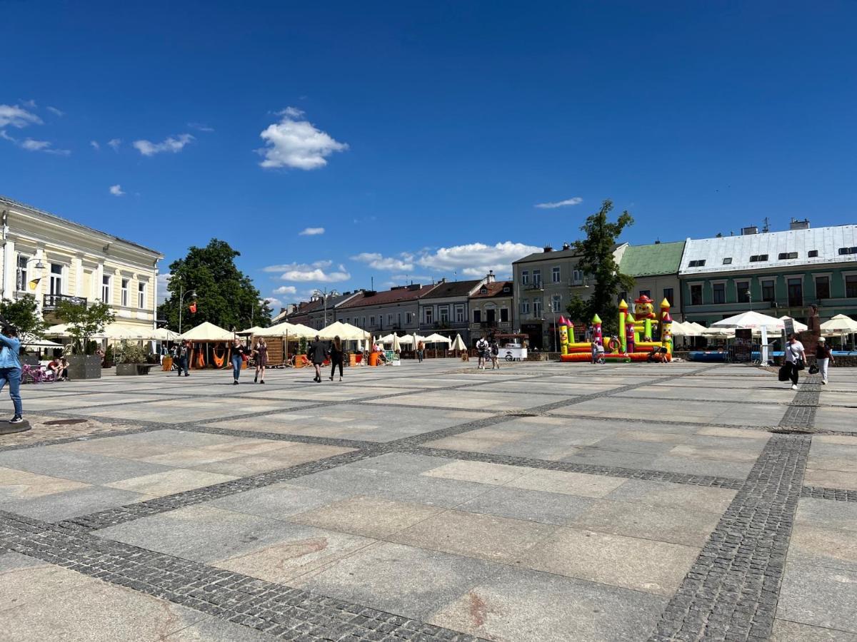 Family & Business Sauna Apartments Rynek Centrum Downtown - 2 Bedroom With Private Sauna, Balcony, Parking Kielce Luaran gambar