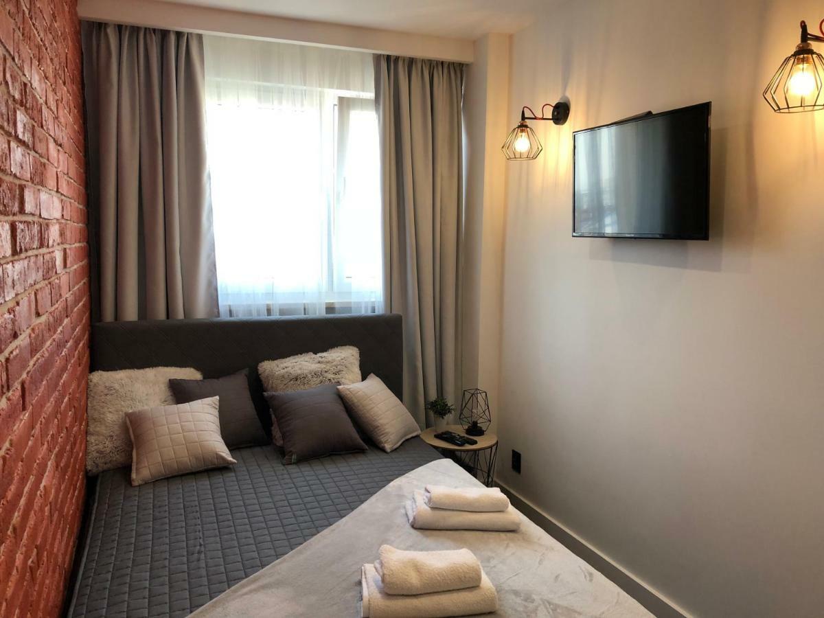 Family & Business Sauna Apartments Rynek Centrum Downtown - 2 Bedroom With Private Sauna, Balcony, Parking Kielce Luaran gambar