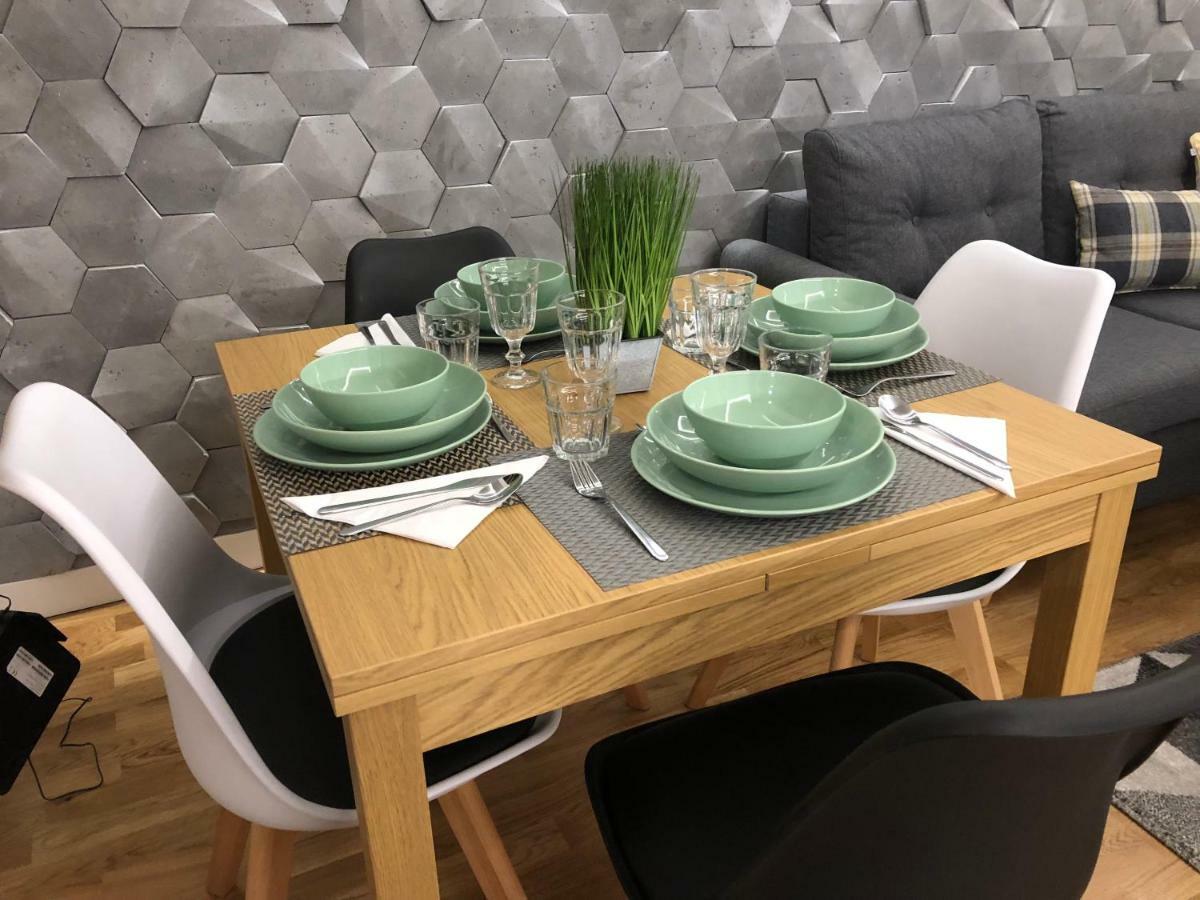 Family & Business Sauna Apartments Rynek Centrum Downtown - 2 Bedroom With Private Sauna, Balcony, Parking Kielce Luaran gambar