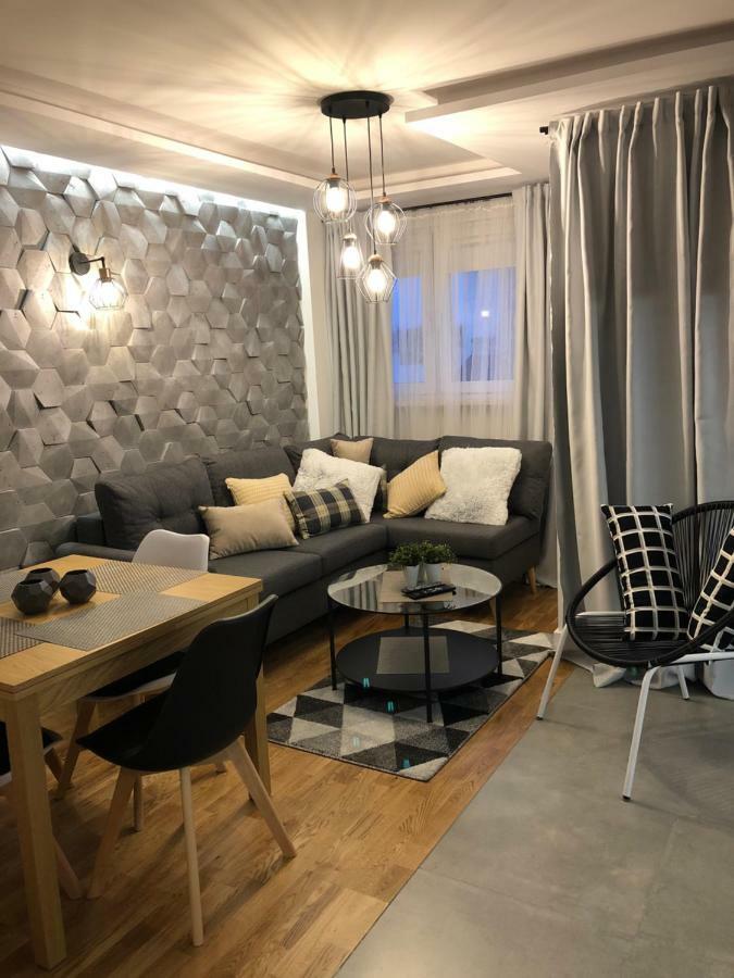 Family & Business Sauna Apartments Rynek Centrum Downtown - 2 Bedroom With Private Sauna, Balcony, Parking Kielce Luaran gambar